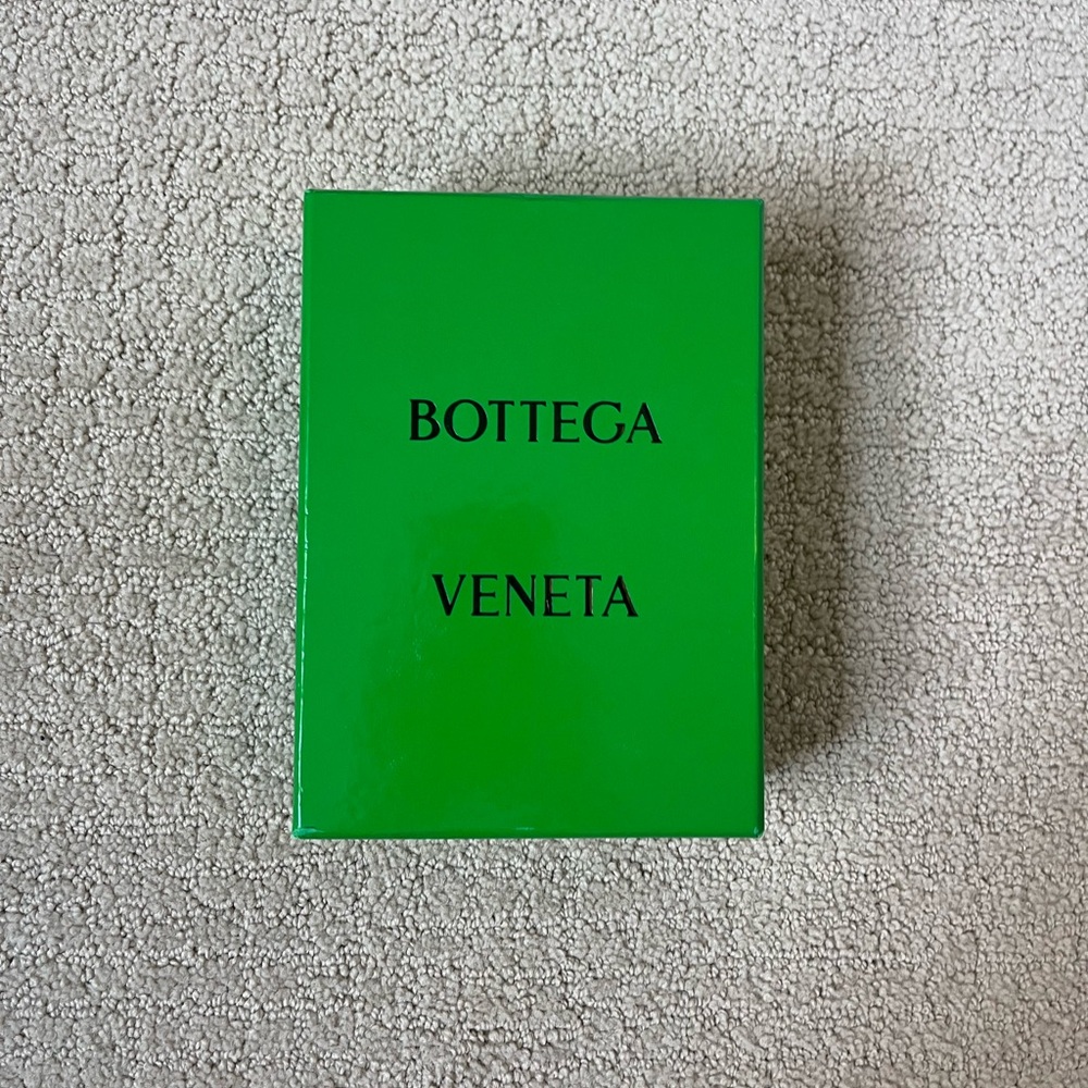 Bottega Veneta Box and Dust bag